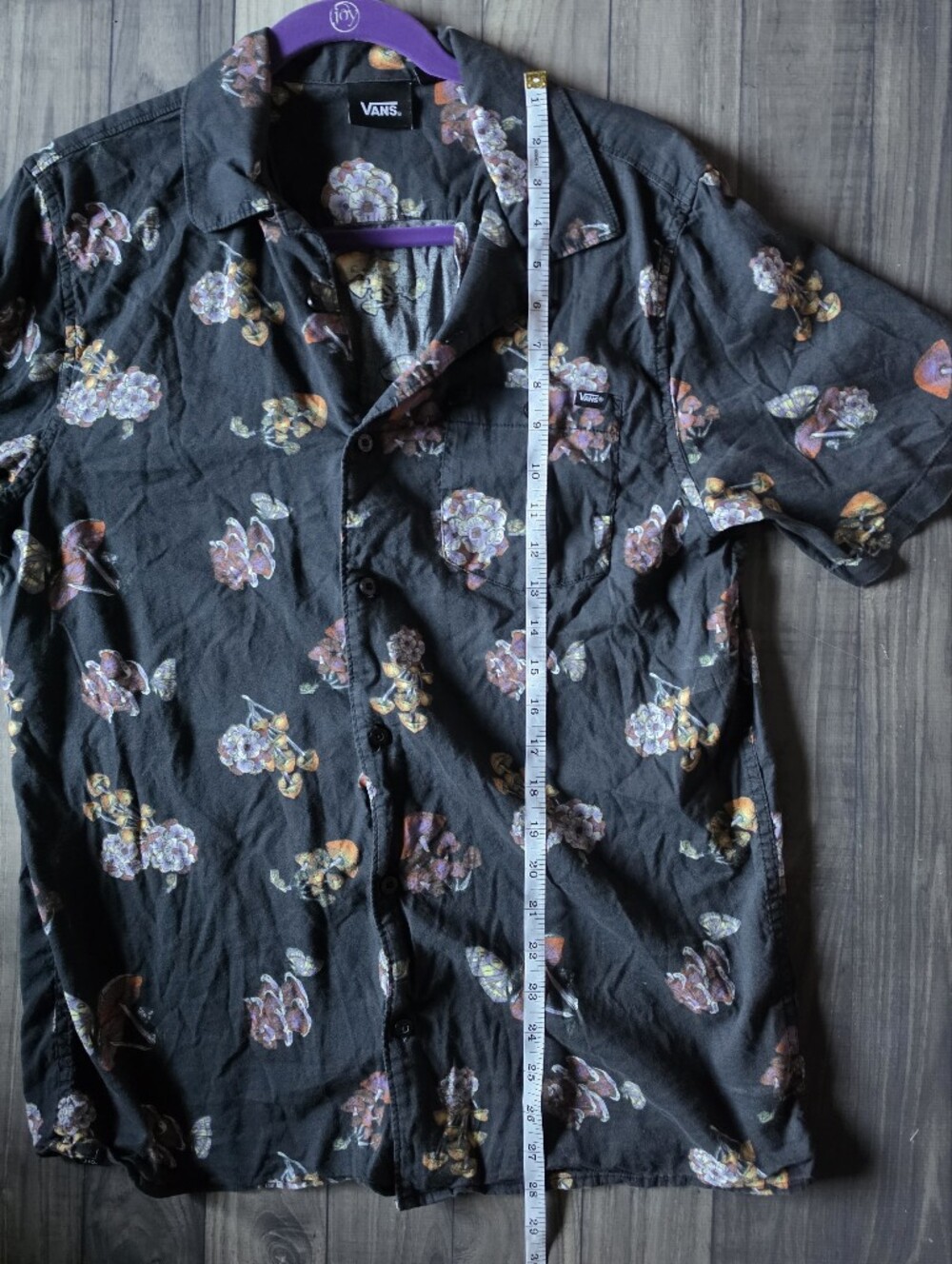 Vans Men’s Black Fungus Short-Sleeve Button Up Shirt - Picture 11 of 11